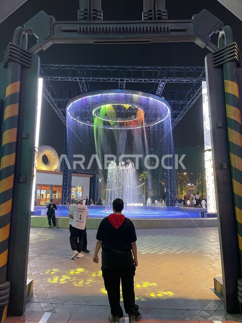 الدخول الى النافوره الملونه في منتزه البوليفارد في الرياض، التحديات والمنافسات واللعب مع الأصدقاء، ألعاب عائليه مسليه وأنشطة ترفيهية، أماكن ترفيه وتسلية سياحية في السعودية، بوابه الجيمرز 8 في البوليفارد
