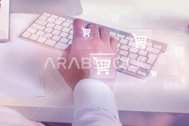 صورة مقربة ليد رجل عربي خليجي سعودي، التسويق الالكتروني، التجارة الالكترونية، اشارة، بصمة مضيئة، أيقونات خاصة بالتسويق الالكتروني، رموز رقمية الكترونية