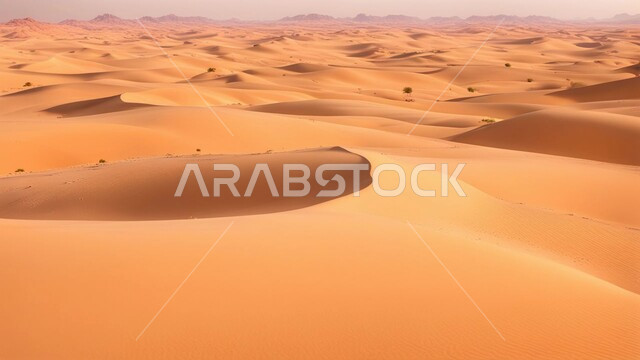 المرتفعات و التضاريس والقمم الجبلية في البراري، الهضاب و التلال من الرمال الناعمة الذهبية، التشكلات و التكوينات الرملية في صحراء المملكة العربية السعودية، مناطق البادية والبيئة الطبيعية الصحراوية في وقت النهار ,خلفية الطبيعة