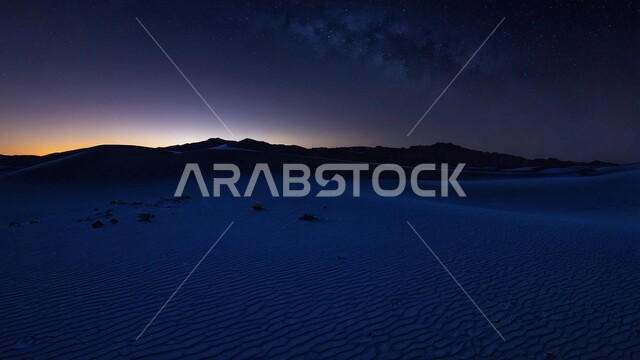 جبال ومرتفعات المملكة العربية السعودية في وضع الليل، التضاريس والبيئة الصحراوية في الصحراء العربية، منظر النجوم اللامعة في سماء السعوديه, الكثبان الرملية الذهبية، خلفية الطبيعة