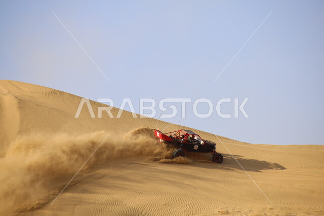 ركوب السيارة على الكثبان والتلال الرملية, القيام بمغامرات بواسطة مركبة الدفع الرباعي في صحاري المملكة, هواية التطعيس بالسيارات, قيادة المركبات في صحراء ناوان بمنطقة الباحة, المشاركة في السباقات السعودية، فعاليات ترفيهية تجذب السياح