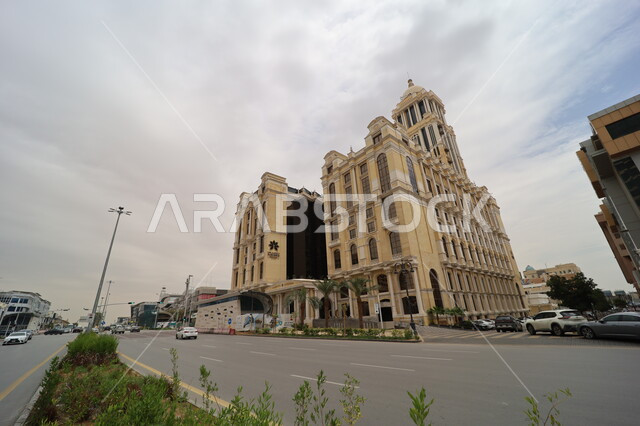 الفن الهندسي المعماري للمباني وناطحات السحاب والأبراج في السعودية, جذب واستقطاب الناس من انحاء العالم، فندق نارسيسوس في الرياض، أماكن ومعالم سياحية تراثية مشهورة, النمو العمراني والتطور لتنشيط حركة السياحة في المملكة