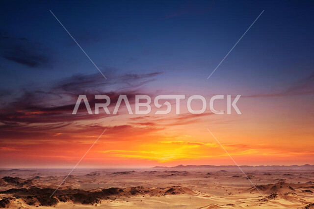 التكوينات الصخرية في تضاريس الجبال، معالم وأماكن الجذب السياحي المشهورة في المملكة العربية السعودية، الاستمتاع بالمناظر الطبيعية في وقت النهار