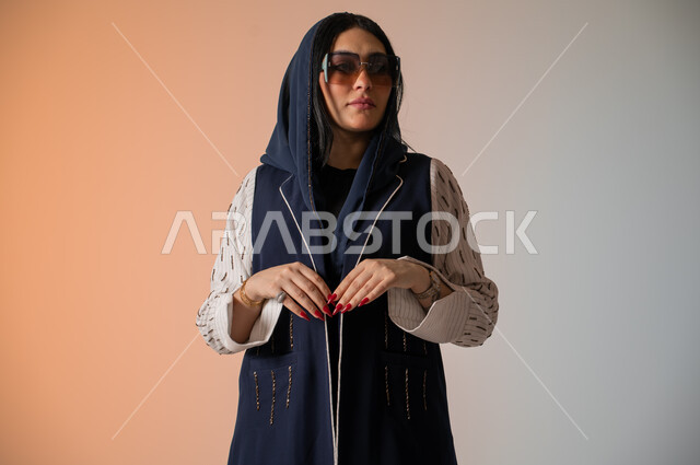 Veiled Model The art of modern and distinctive abaya designs, fashion models for ...