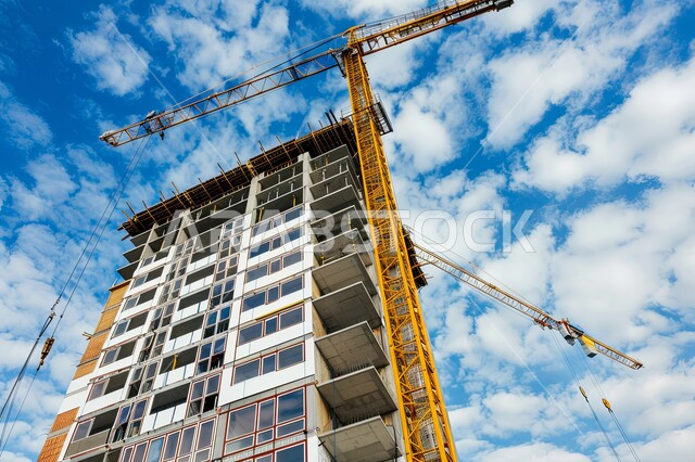 إنشاء الأساسات والهياكل للمشروعات السكنية والمصانع الحديثة، مفهوم تحسين البنية التحتية للبلاد، أعمال البناء والمقاولات والتطوير العقاري، التطور المعماري والحضاري في المملكة العربية السعودية، تشييد المباني والمشاريع الضخمة، إقامة الأبراج وناطحات السحاب المعاصرة