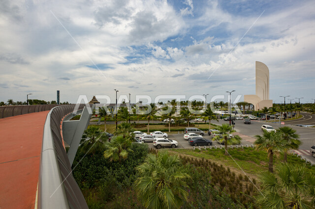 Jeddah Corniche waterfront, crowded visitors at Al-Nawras roundabout _ Jeddah waterfront, car traffic, beauty of tourist attractions in Jeddah and Saudi Arabia