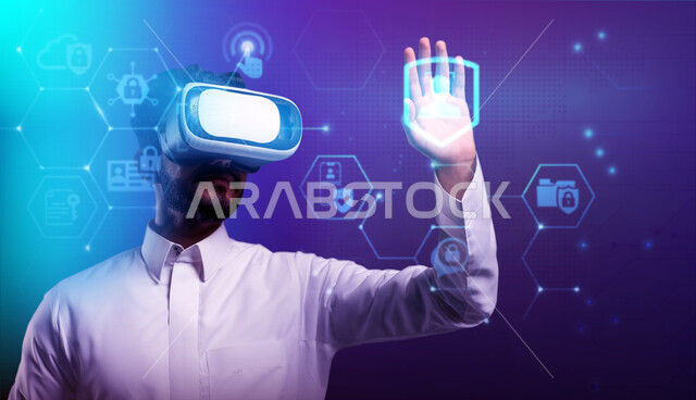 التفاعل والاندماج مع العناصر الهولوجرامية ثلاثية الابعاد، استخدام التقنيات والأجهزة الحديثة، نظام التعليم الذاتي، صورة مقربة لطالب عربي خليجي سعودي يرتدي الثوب التقليدي و نظارة الواقع الافتراضي، تطبيقات و برامج التعلم الالكتروني في مدارس المملكة