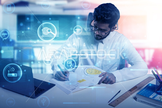 نظام التعليم الذاتي، العودة الى المداس، صورة مقربة لطالب عربي خليجي سعودي يرتدي الثوب التقليدي يقوم بالكتابة يستخدم جهاز اللابتوب المحمول، تطبيقات و برامج التعلم الالكتروني في مدارس المملكة العربية السعودية، عناصر هولوجرامية ثلاثية الأبعاد