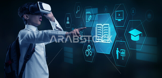 نظام التعليم الذاتي، استخدام التقنيات والأجهزة الحديثة، صورة مقربة لطالب عربي خليجي سعودي يرتدي الثوب المدرسي ونظارة في آر يشير بإصبع السبابة الى ايقونات هولوجرامية مضيئة ثلاثية الأبعاد، تطبيقات و برامج التعلم الالكتروني في مدارس المملكة العربية السعودية