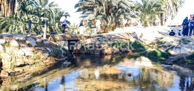 اطلالة جميلة لوادي طيب اسم في منطقة تبوك ، جمال الطبيعة الساحرة في مناطق المملكة العربية السعودية