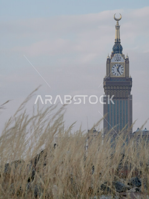 صورة لبرج الساعة في مكة المكرمة بالمملكة العربية السعودية، برج الساعة، مكة المكرمة، معالم اثرية، السياحة الدينية في السعودية