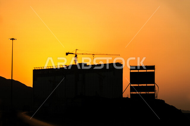 صورة ظلية لوقت الغروب، منظر طبيعي خلاب اثناء الغروب، جمال الطبيعة اثناء غروب الشمس