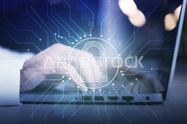 صوره مقربه ليد رجل عربي سعودي خليجي يعمل في نظام الامن السيبراني , ادارة المخاطر وامن المعلومات,  برامج حماية الاجهزه الذكيه.