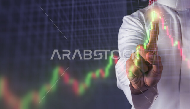 صورة مقربة ليد رجل عربي خليجي سعودي، دراسة السوق المالي والجدوة المالية، تحليل البيانات ورسمها بتقنية الهولوجرام، تخطيط وتحليل البيانات و المعلومات