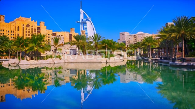 الاهتمام بزراعة أشجار النخيل، أنشطة صيفية ترفيهية، المناظر الطبيعية المتميزة في مدينة جميرا، الفن الهندسي المعماري لبرج العرب في دبي، منتجعات سياحية فاخرة في الامارات العربية المتحدة، جذب واستقطاب السياح من انحاء العالم