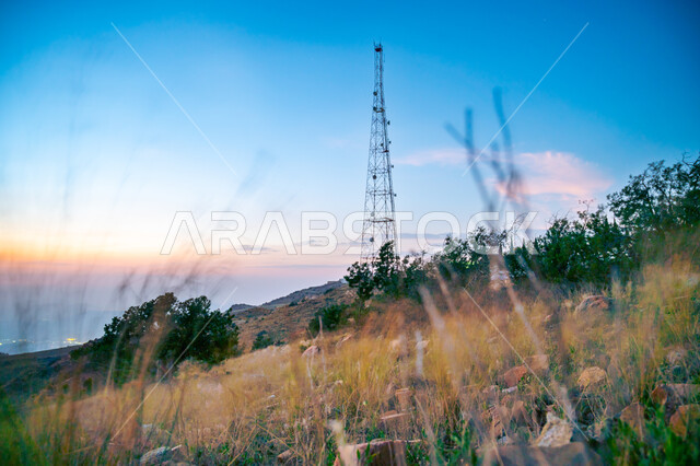 برج اتصالات متنقل بين جبال الطائف والهدا, القمم والمرتفعات الجبلية الطبيعية في المملكة، اماكن سياحية في السعودية, تقديم الخدمات الحديثة في المناطق المرتفعة 