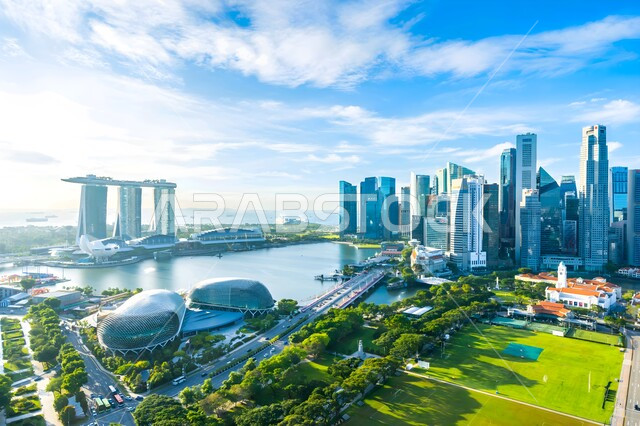 جذب واستقطاب السياح من شتى أنحاء العالم، الفن الهندسي المعماري على الطراز الحديث والمتطور للمنشآت والمباني السكنية، المعالم السياحية المشهورة في  الامارات العربية المتحدة، التطور العمراني للأبراج وناطحات السحاب في دبي، الاهتمام بالمناظر الطبيعية وأشجار النخيل 