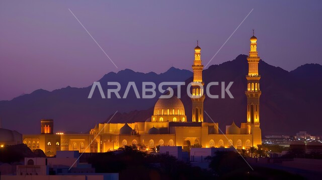 الفن الهندسي المعماري للقبب والمآذن على الطراز الإسلامي، نداء المسلمين لأداء الصلاة، مفهوم العبادة والتقرب الى الله، مسجد السلطان قابوس الأكبر في مدينة نزوى في سلطنة عمان المضيئ ليلا, معالم إسلامية دينية مشهورة في مدينة مسقط