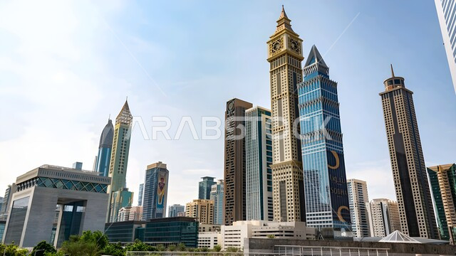 التصاميم المعمارية للمنشآت والمباني في إمارة دبي، التطور والتقدم الهندسي المعماري للأبراج وناطحات السحاب في الامارات العربية المتحدة، الفنادق والمنتجعات السكنية والتجارية الفاخرة، المعالم والأماكن السياحية المشهورة، برج اليعقوب في شارع الشيخ زايد