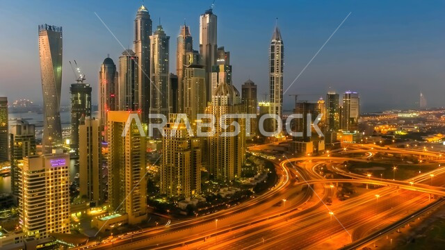 النمو والتطور العمراني للبنية التحتية والجسور، الأبراج وناطحات السحاب المضيئة ليلا، الفن الهندسي المعماري المتطور للمنشآت التجارية والسكنية في مدينة دبي، المعالم السياحية في الإمارات العربية المتحدة