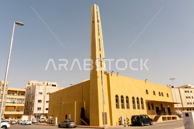 مفهوم العبادة والتقرب الى الله، معالم وأماكن دينية مقدسة في المملكة العربية السعودية، الفن الهندسي المعماري لبناء المساجد على الطراز الاسلامي، مسجد بلال في الرياض، دعوة المسلمين لأداء الصلاة