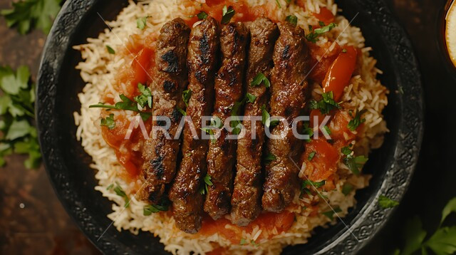 مطاعم للمأكولات العربية الشرقية, اسياخ اللحم المشوية  مع الأرز، أطعمة وأغذية صحية, وجبات اللحم الضأن الشهية الساخنة، فنون التقديم في مطابخ المملكة العربية السعودية