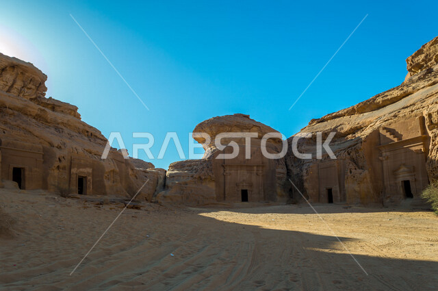 الجمال التاريخي لمدائن صالح في العلا بالمملكة العربية السعودية، الحضارة العربية القديمة، جمال التشكيلات الصخرية ، معالم اثرية تاريخية سياحية في السعودية ، السياحة في السعودية