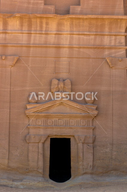 الجمال التاريخي لمدائن صالح في العلا بالمملكة العربية السعودية، الحضارة العربية القديمة، جمال التشكيلات الصخرية ، معالم اثرية تاريخية سياحية في السعودية ، السياحة في السعودية