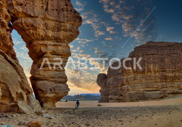 The beauty of the natural rock formations in the city of Al-Ula in Saudi Arabia, the elephant rock in Al-Ula, the ancient civilization, the historical archaeological tourist attractions in Saudi Arabia, tourism in Saudi Arabia, the beauty of the sky, the 