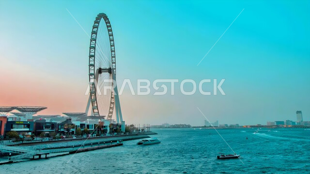 دولاب هواء عين دبي في جزيرة بلو ووترز، النمو والتقدم المعماري في الامارات العربية المتحدة على الساحل، معلم في مدينة دبي، أنشطة وفعاليات ترفيهية عائلية وشبابية ممتعة