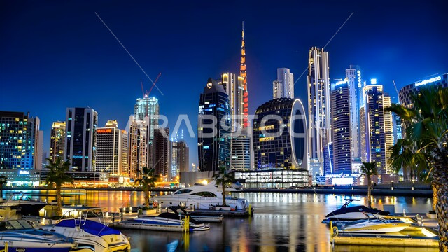 النمو والتطور العمراني في دبي, الواجهة السياحية في الامارات العربية المتحدة, الفن الهندسي المعماري على الطراز الحديث للأبراج وناطحات السحاب المضيئة ليلا, جذب واستقطاب السياح من انحاء العالم