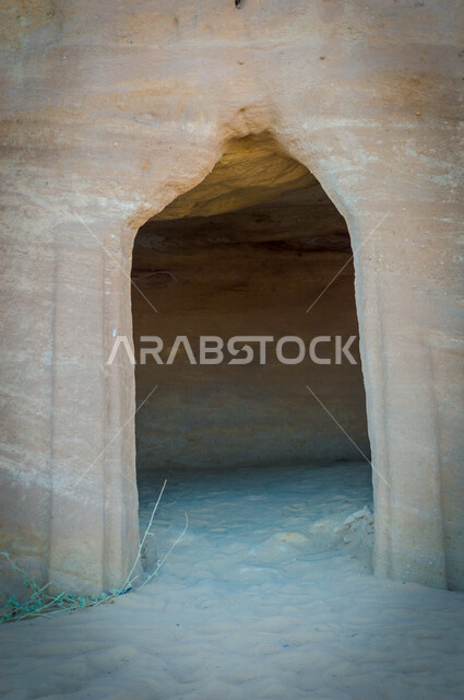 The historical beauty of Madain Saleh in Al-Ula, Saudi Arabia, the ancient Arab civilization, the natural beauty of the rock formations, the beauty of desert nature, historical archaeological landmarks, tourism in Saudi Arabia