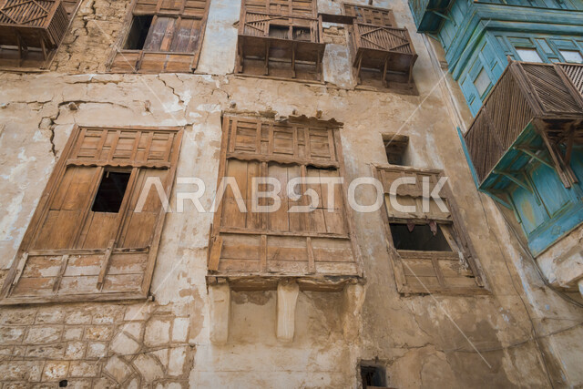 المدينة التاريخية في جدة بتصميم معماري عربي و إسلامي قديم ، بلد التاريخية في مدينة جدة ، أماكن سياحية جذابة في المملكة العربية السعودية