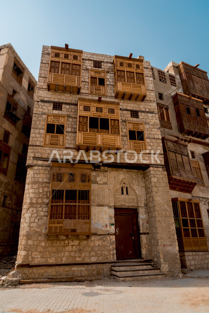 المدينة التاريخية في جدة بتصميم معماري عربي و إسلامي قديم ، بلد التاريخية في مدينة جدة ، أماكن سياحية جذابة في المملكة العربية السعودية