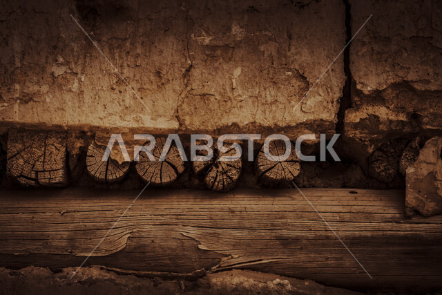 حائط حجري آثري تاريخي في المدينة التاريخية في جدة بتصميم معماري عربي و إسلامي قديم ، بلد التاريخية في مدينة جدة ، أماكن سياحية جذابة في المملكة العربية السعودية