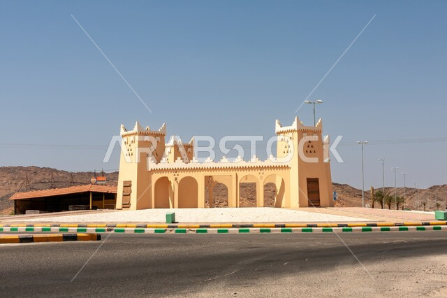 نموذج لقلعة في القويقعة في مدينة الرياض, الفن الهندسي المعماري في بناء القلاع القديمة, الأماكن السياحية الأثرية في المملكة العربية السعودية, المعالم التراثية التاريخية