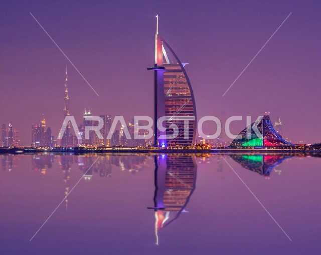 الفن الهندسي المعماري للأبراج وناطحات السحاب، جذب واستقطاب السياح من انحاء العالم، برج العرب في مدينة دبي، النمو والتطور العمراني على ساحل الخليج العربي، الواجهة السياحية في الامارات العربية المتحدة