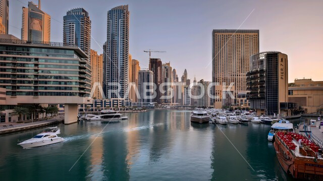 المنشآت السكنية والتجارية في الإمارات العربية المتحدة, الفن الهندسي المعماري المتميز ناطحات السحاب على الطراز الحديث، النمو والتقدم العمراني للأبراج المطلة على ساحل الخليج العربي، معالم واماكن سياحية