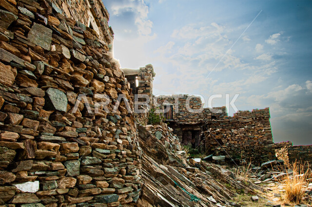 Attracting tourists from all over the world, the architectural art of palaces and ancient construction, the Palace of the Two Brothers in the village of Al-Mald in the city of Al-Baha in the Kingdom of Saudi Arabia, famous tourist attractions, a historical heritage fort made of stones