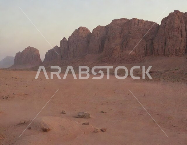 الآثار التاريخية المتشكلة على المنحدرات الجبلية الطبيعية، الصروح والقلاع الحجرية، سلسلة الجبال والتكوينات والتشكلات الصخرية في القمم العالية في صحاري المملكة العربية السعودية، أماكن سياحية تاريخية أثرية قديمة في بلدة العلا القديمة عند غروب الشمس، الرمال الذهبية الناعمة