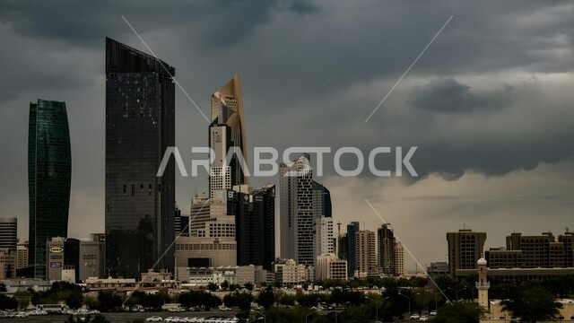 الفن الهندسي المعماري على الطراز الحديث للابراج وناطحات السحاب في مدينة الكويت ليلا، المعالم السياحية المشهورة, التطور والتقدم العمراني للمباني و المنشآت التجارية و السكنية