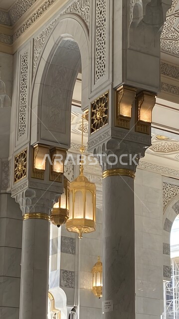 الأركان الداخلية للمسجد الحرام في مكة المكرمة في المملكة العربية السعودية، العبادة والتقرب إلى الله، أداء مناسك الحج والعمرة، أماكن ومعالم دينية إسلامية مقدسة، الفن الهندسي المعماري على الطراز الإسلامي في بناء المساجد
