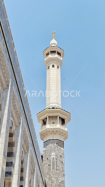 الفن الهندسي المعماري الخارجي لبيت الله الحرام في مكة المكرمة، أماكن ومناطق روحانية إسلامية مقدسة في المملكة العربية السعودية، مأذنة الحرم المكي الشريف، مقصد المسلمين من كل أنحاء العالم لأداء مناسك الحج والعمرة، العبادة والتقرب إلى رب العالمين