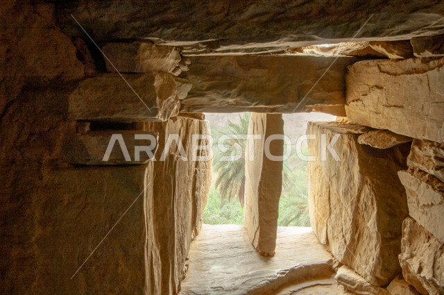 اماكن جذب و استقطاب السياح من كافة انحاء العالم، الفن المعماري العربي القديم، البيوت الصخرية في مدينة الباحة جنوب المملكة العربية السعودية، بيوت آثرية تراثية