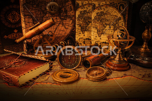 صورة للملاحة الجغرافية ، خريطة العالم القديم والكره الأرضية ذات نمط عتيق ، مفهوم الملاحة الجغرافية ، خريطة البوصلة ، خريطة تاريخ العصور القديمة