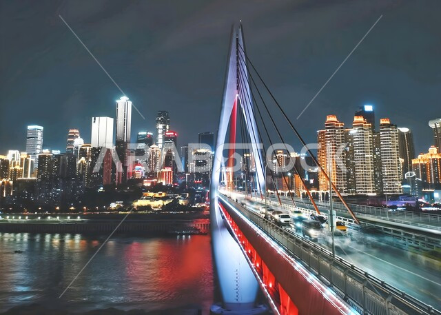 حركة المرور في الشوارع والطرقات في وقت المساء، التقدم والتوسع العمراني، الفن الهندسي المعماري للمباني والمنشآت السكنية، جسر الشيخ جابر الاحمد الصباح البحري في مدينة الكويت، اماكن جذب و استقطاب السكان من كافة انحاء العالم