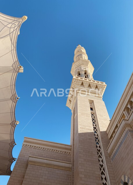 مأذنة المسجد النبوي الشريف في المدينة المنورة, المعالم الدينية الإسلامية المقدسة في المملكة العربية السعودية, مفهوم العبادة والتقرب إلى الله تعالى, الفن الهندسي المعماري لبناء المساجد