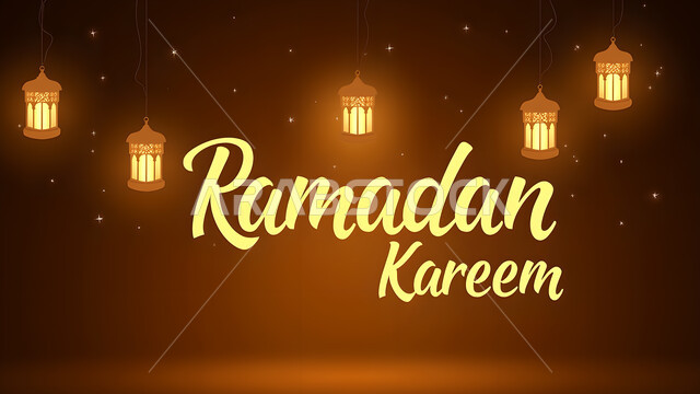 زينة واكسسوارات وديكورات شهر الخير, فوانيس تقليدية معدنية مزخرفة مضيئة, البهجة بقدوم رمضان المبارك, الأجواء الرمضانية الروحانية في المملكة العربية السعودية, الاحتفال بالمناسبات الدينية الإسلامية