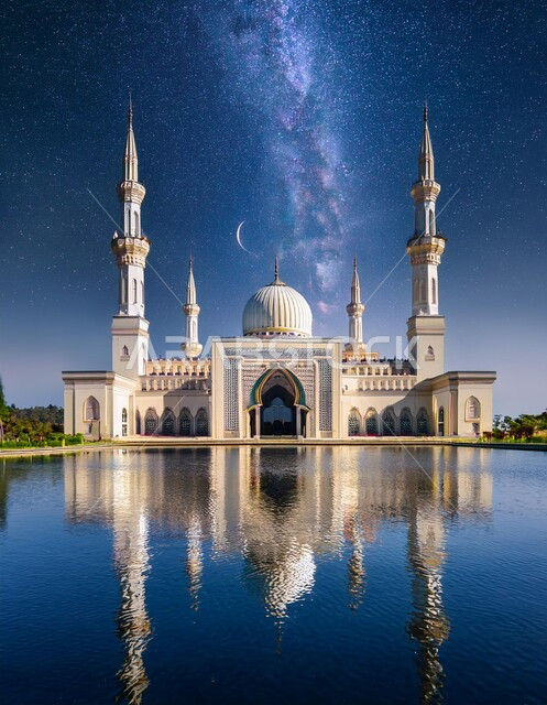  مفهوم العبادة والتقرب إلى الله تعالى، الديكورات والتصاميم الهندسية المعمارية لبناء المساجد في المملكة العربية السعودية، أماكن اسلامية دينية مقدسة، المآذن والقبب على الطراز الإسلامي العصري الحديث