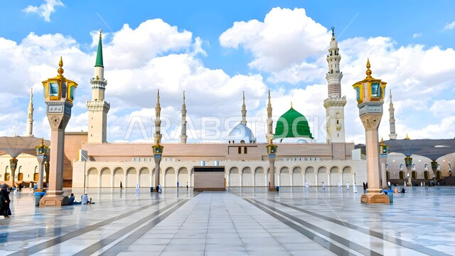 Worship and getting closer to God, a picture of the Green Dome in the Prophet's Mosque in Medina, the architectural art of minarets, Islamic style interior designs and decorations, sacred Islamic religious places in the Kingdom of Saudi Arabia